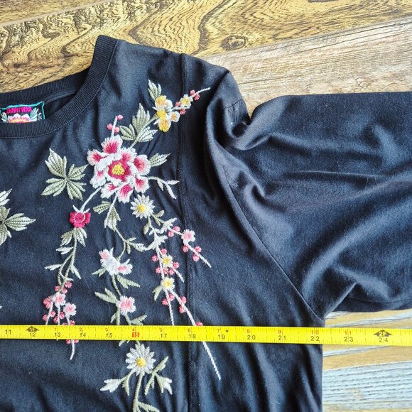 Johnny Was Embroidered Acacia Seamed Relaxed Long Sleeve Tee Black Knit - Picture 10 of 11